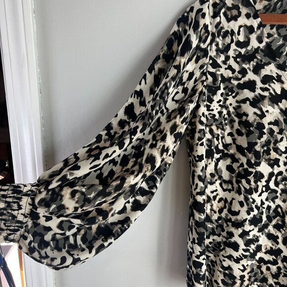 Vince Camuto Womens Loose Raglan Animal Print Blouse XS Natural Taupe - Picture 5 of 11